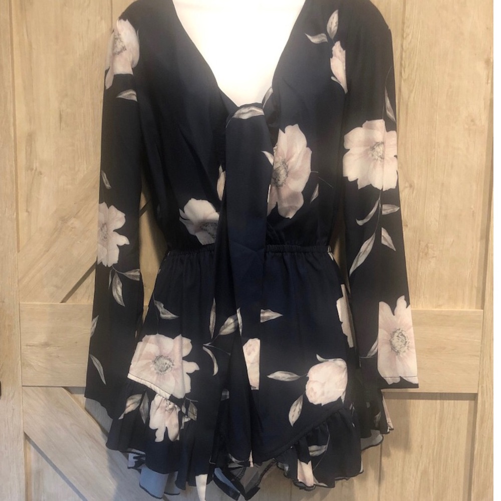 L'Atiste - Ruffle Floral Romper